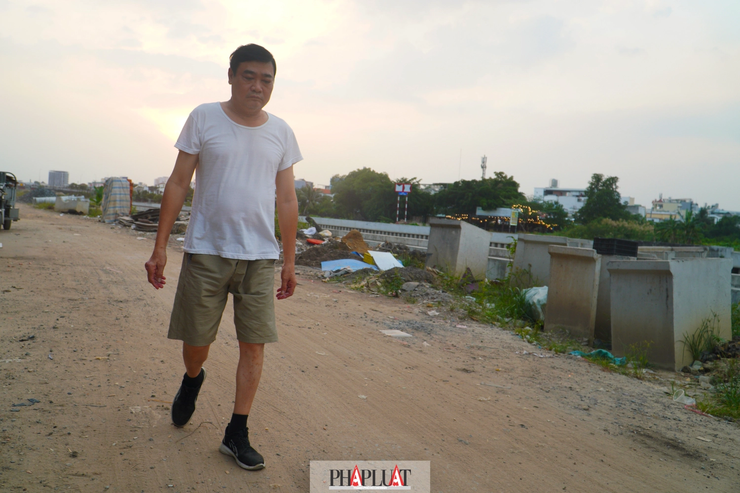 &Ocirc;ng Ho&agrave;ng Anh, một người d&acirc;n thường xuy&ecirc;n tập thể dục tại khu vực, chia sẻ: 