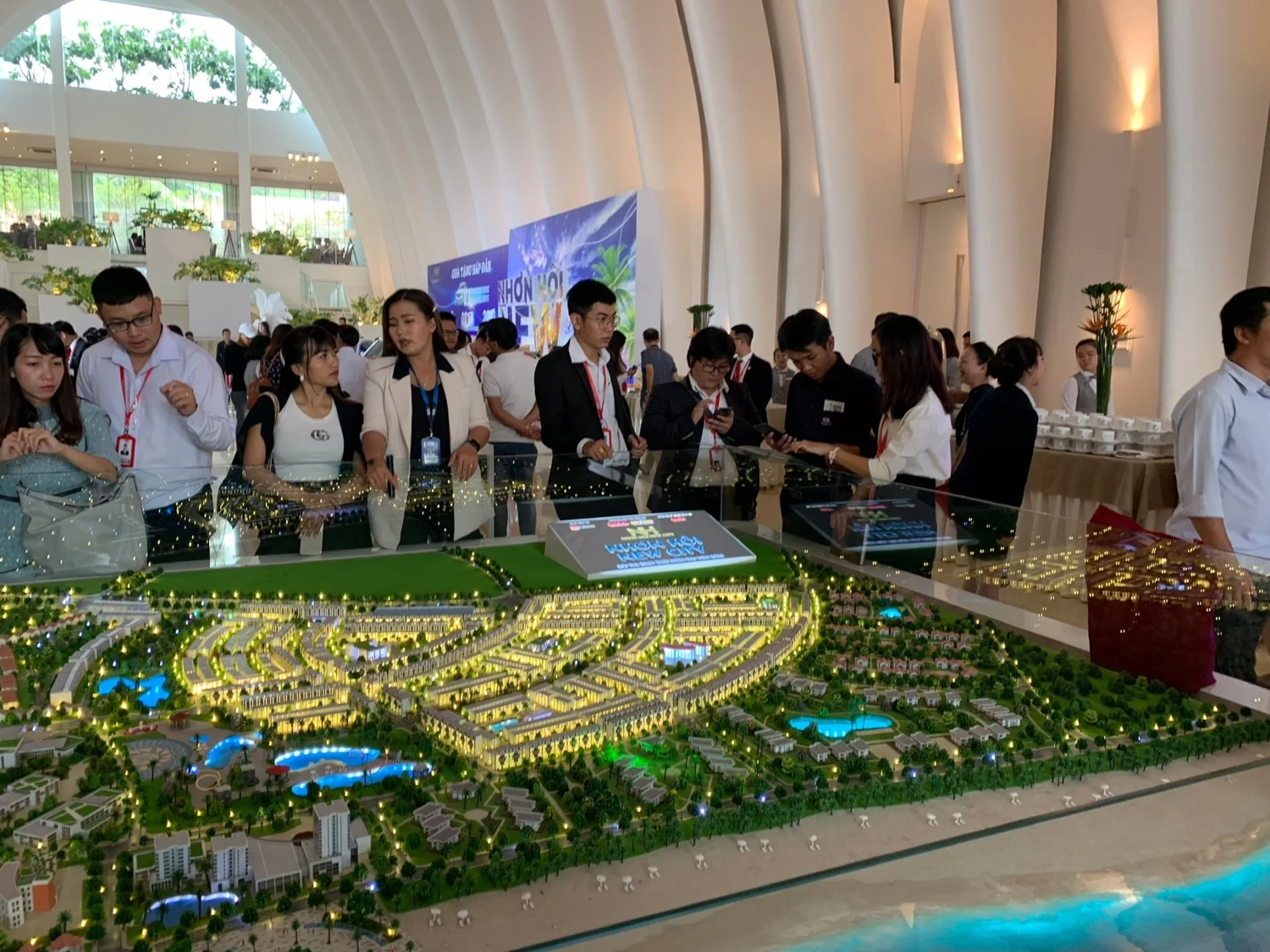 TP.HCM bất ngờ trở thành tâm điểm hút dòng tiền khi chiếm gần 50% tổng mức độ quan tâm bất động sản trên toàn quốc
