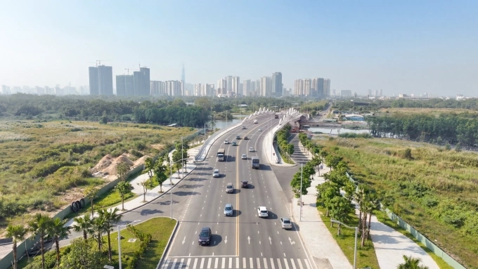 Trục Li&ecirc;n Phường đi qua khu đ&ocirc; thị The Global City.