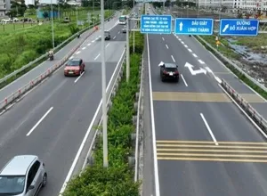 Tin Thị Trường Người dân TP.HCM, Đồng Nai đón tin vui: Tuyến đường cao tốc 22km kết nối với sân bay Long Thành sắp được mở rộng lên 8-10 làn xe